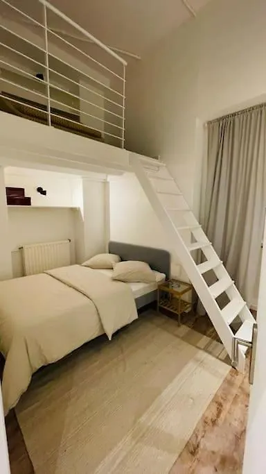 Appartement 6 Pieces / 5 Chambres / Calme / Rdc Paris 0*,