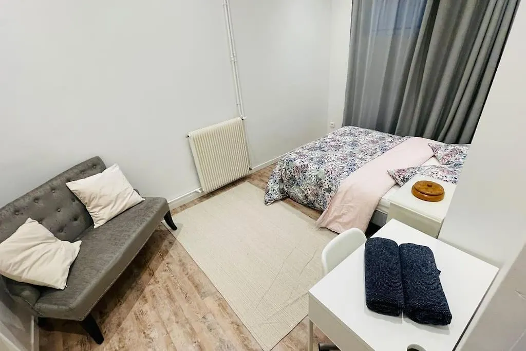 Appartement 6 Pieces / 5 Chambres / Calme / Rdc Paris